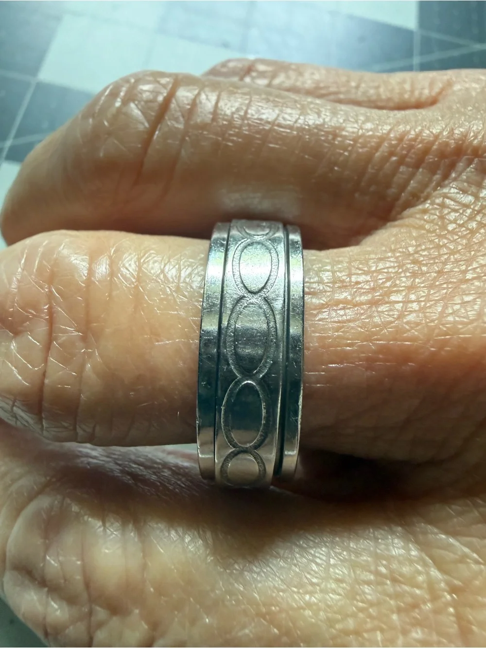 Men's Stainless Steel Spinner Band Ring - Textured Orbit Design
